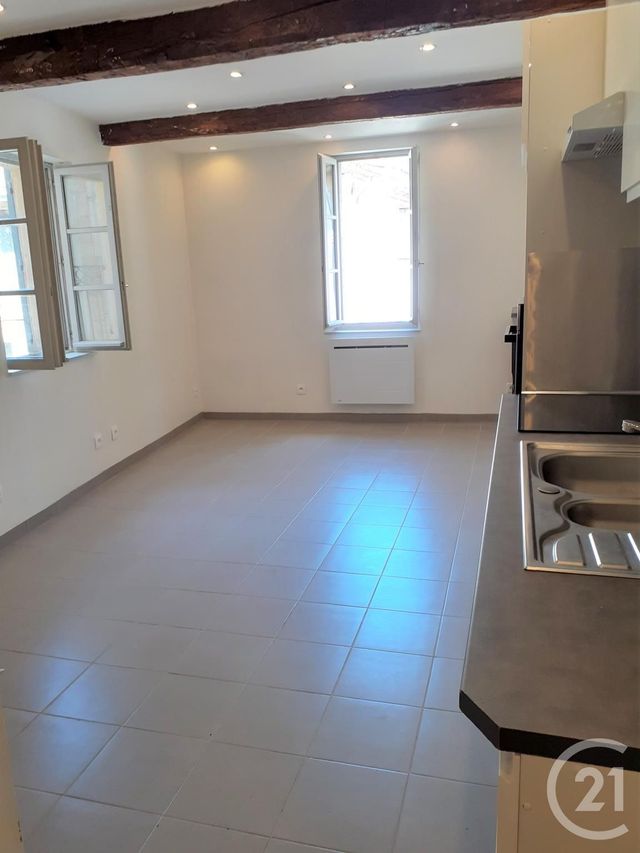 Appartement F3 à louer - 3 pièces - 46 m2 - Pezenas - 34 - LANGUEDOC-ROUSSILLON
