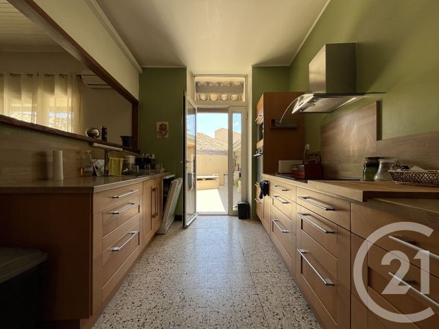 Afficher la photo en grand Maison à vendre - 15 pièces - 246,18 m2 - Roujan - 34 - LANGUEDOC-ROUSSILLON