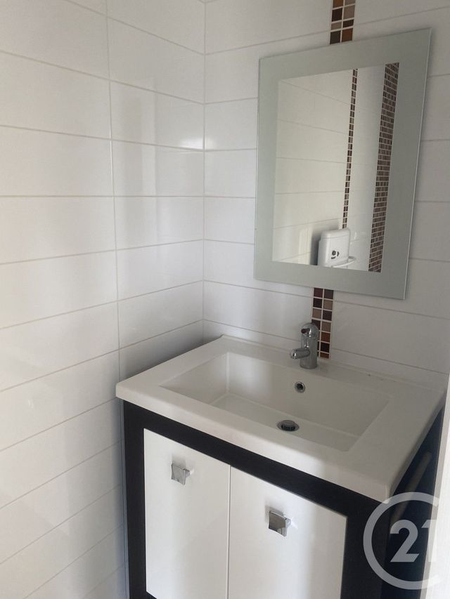 Maison à vendre - 5 pièces - 140 m2 - Roujan - 34 - LANGUEDOC-ROUSSILLON