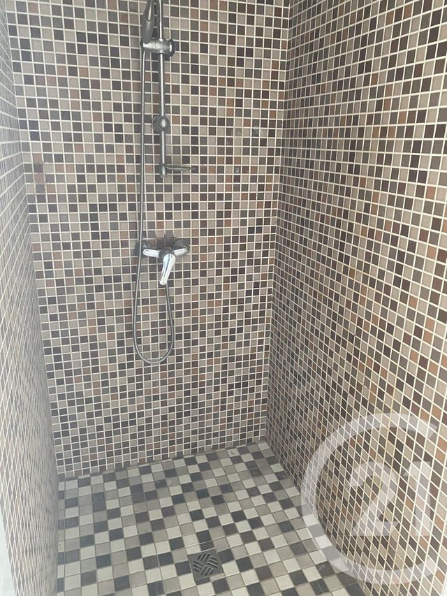 Maison à vendre - 5 pièces - 140 m2 - Roujan - 34 - LANGUEDOC-ROUSSILLON