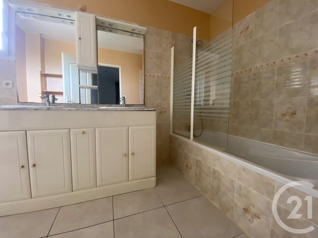 Maison à vendre - 5 pièces - 217 m2 - Tourbes - 34 - LANGUEDOC-ROUSSILLON