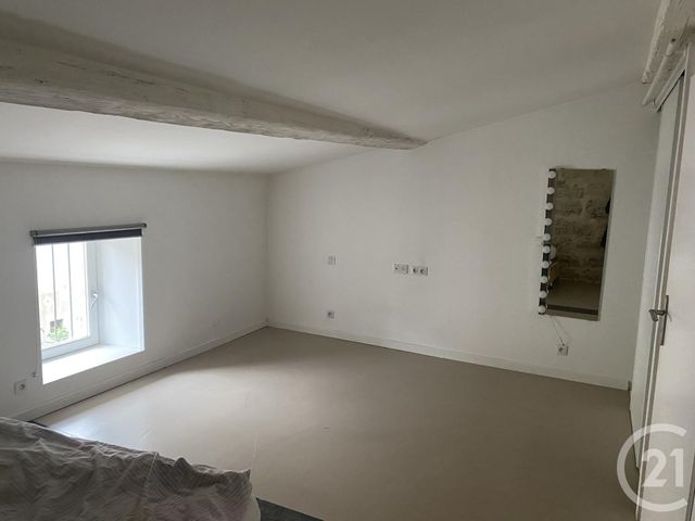 Afficher la photo en grand Appartement F4 à vendre - 4 pièces - 80 m2 - Pezenas - 34 - LANGUEDOC-ROUSSILLON