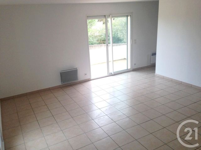 Maison &agrave; vendre - 4 pi&egrave;ces - 88 m2 - Lezignan La Cebe - 34 - LANGUEDOC-ROUSSILLON