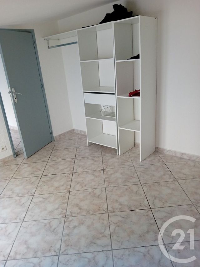 Appartement F2 à louer - 2 pièces - 21,83 m2 - Pezenas - 34 - LANGUEDOC-ROUSSILLON
