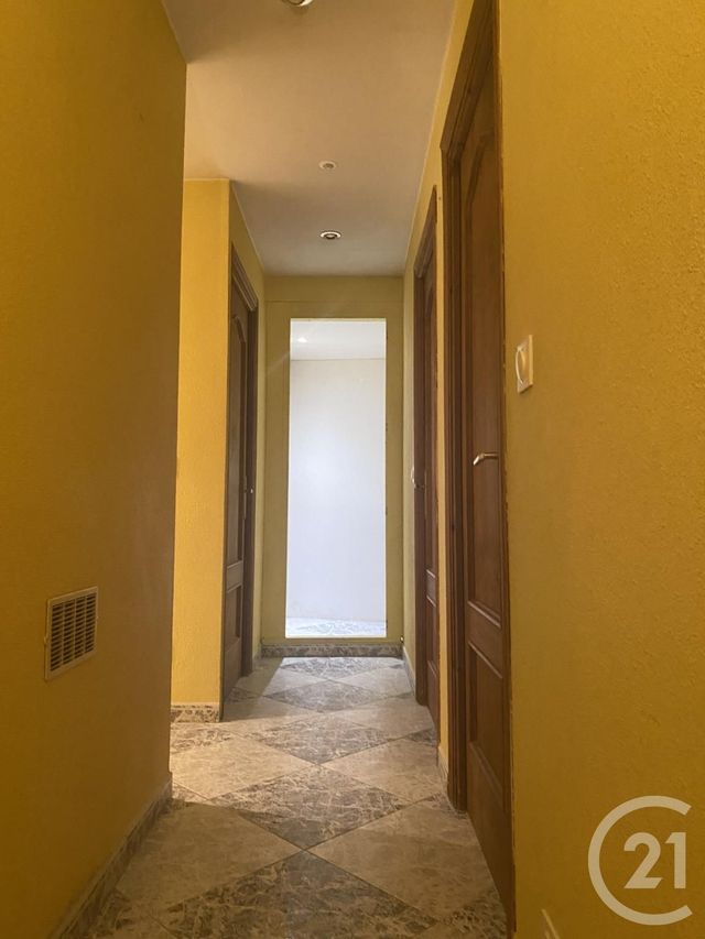 Appartement F4 à louer - 4 pièces - 105 m2 - Montblanc - 34 - LANGUEDOC-ROUSSILLON