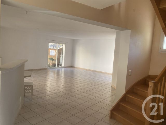 Maison à louer - 4 pièces - 100 m2 - Castelnau De Guers - 34 - LANGUEDOC-ROUSSILLON