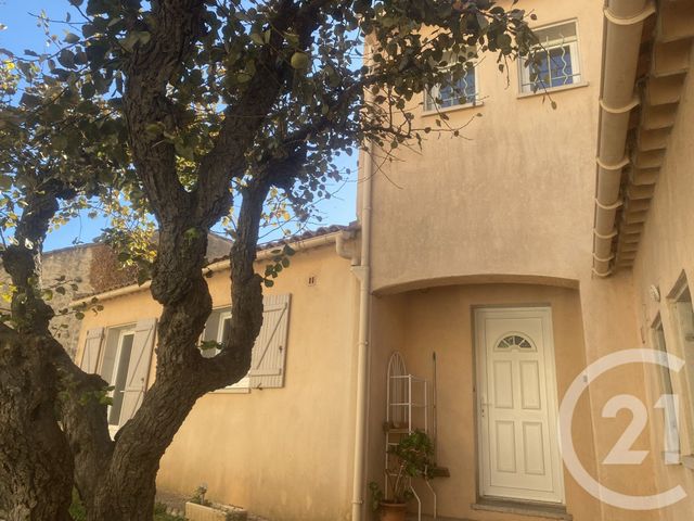 Maison à louer - 4 pièces - 100 m2 - Castelnau De Guers - 34 - LANGUEDOC-ROUSSILLON