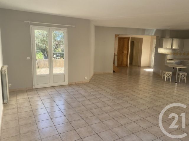 Maison à louer - 4 pièces - 100 m2 - Castelnau De Guers - 34 - LANGUEDOC-ROUSSILLON