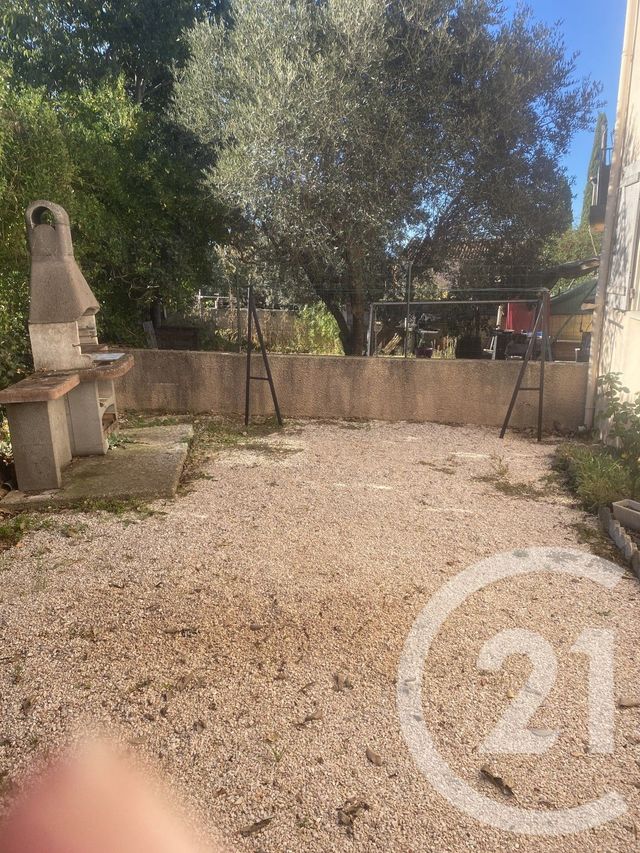 Maison à louer - 4 pièces - 100 m2 - Castelnau De Guers - 34 - LANGUEDOC-ROUSSILLON