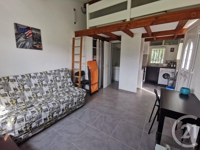 Afficher la photo en grand Appartement Studio à louer - 1 pièce - 20 m2 - Pezenas - 34 - LANGUEDOC-ROUSSILLON
