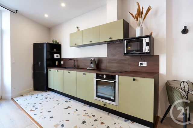Afficher la photo en grand Appartement F2 bis à louer - 3 pièces - 62 m2 - Beziers - 34 - LANGUEDOC-ROUSSILLON
