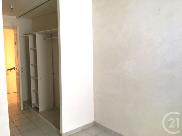 Maison à louer - 4 pièces - 90 m2 - Alignan Du Vent - 34 - LANGUEDOC-ROUSSILLON