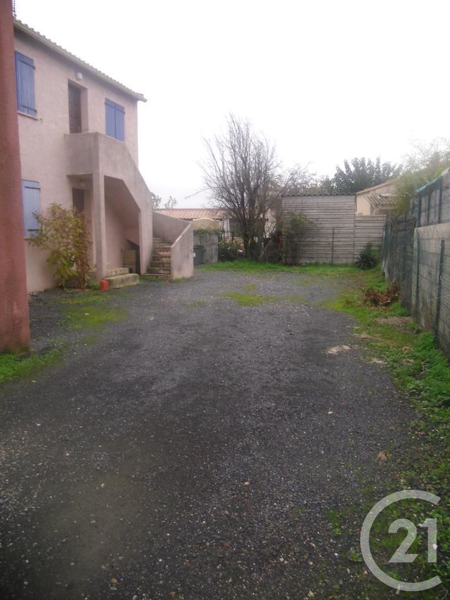 Appartement F4 à louer - 4 pièces - 74 m2 - Pezenas - 34 - LANGUEDOC-ROUSSILLON