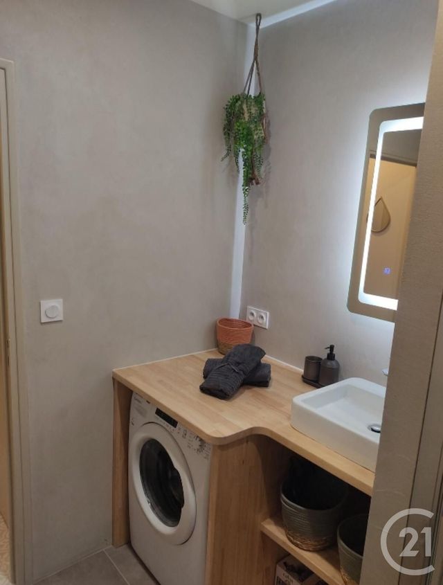 Appartement Studio à vendre - 1 pièce - 29 m2 - Pezenas - 34 - LANGUEDOC-ROUSSILLON