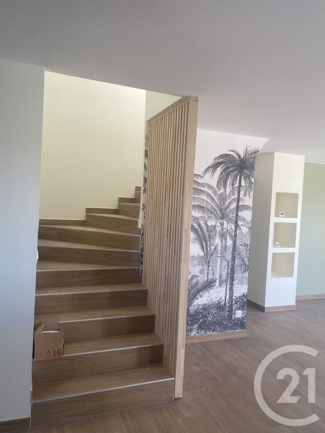 Maison à louer - 5 pièces - 129 m2 - Nezignan L Eveque - 34 - LANGUEDOC-ROUSSILLON