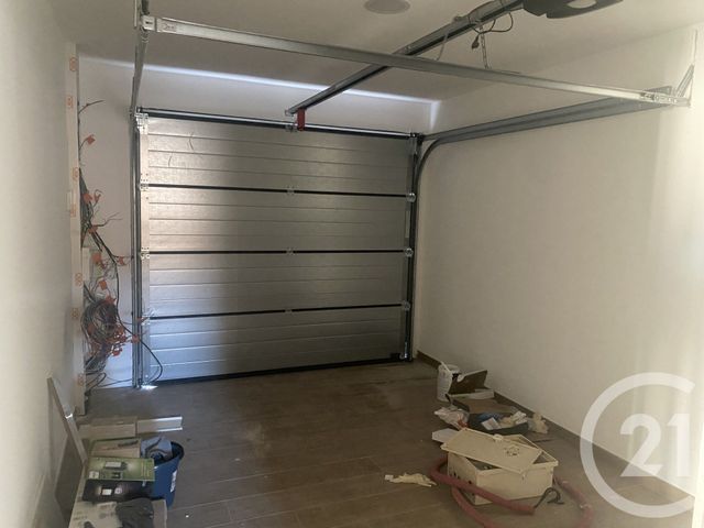 Maison à louer - 5 pièces - 129 m2 - Nezignan L Eveque - 34 - LANGUEDOC-ROUSSILLON