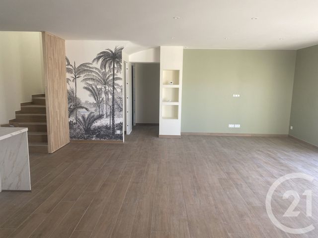 Maison à louer - 5 pièces - 129 m2 - Nezignan L Eveque - 34 - LANGUEDOC-ROUSSILLON