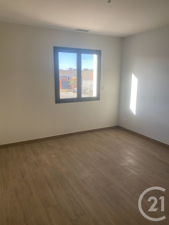 Maison à louer - 5 pièces - 129 m2 - Nezignan L Eveque - 34 - LANGUEDOC-ROUSSILLON