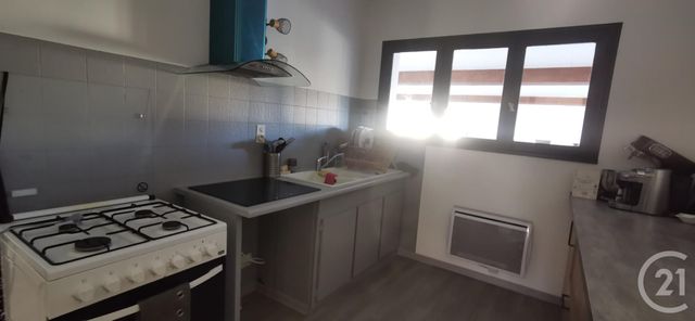 Appartement F5 à louer - 5 pièces - 109 m2 - Pezenas - 34 - LANGUEDOC-ROUSSILLON