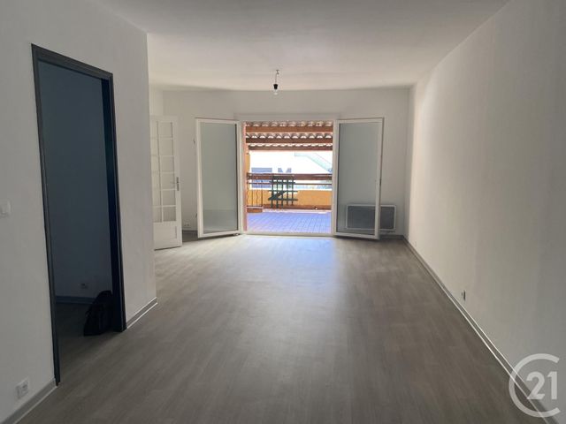 Appartement F5 à louer - 5 pièces - 109 m2 - Pezenas - 34 - LANGUEDOC-ROUSSILLON