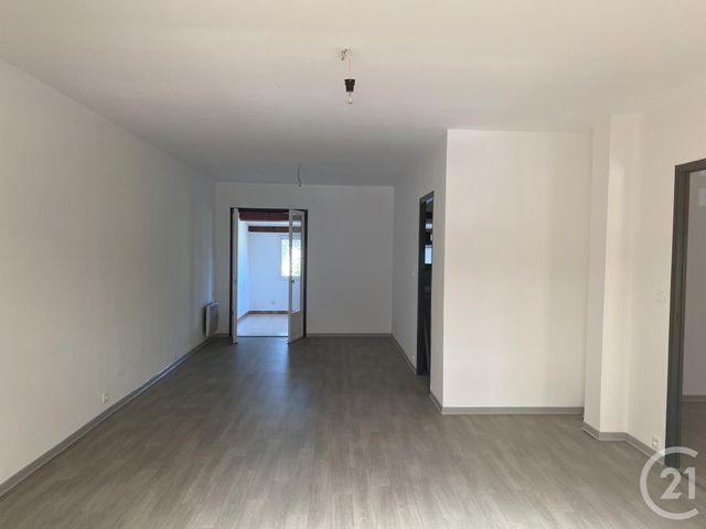 Appartement F5 à louer - 5 pièces - 109 m2 - Pezenas - 34 - LANGUEDOC-ROUSSILLON