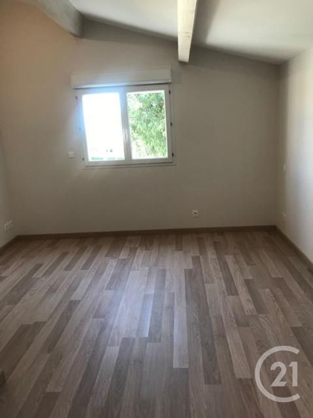 Maison à louer - 5 pièces - 125 m2 - Adissan - 34 - LANGUEDOC-ROUSSILLON