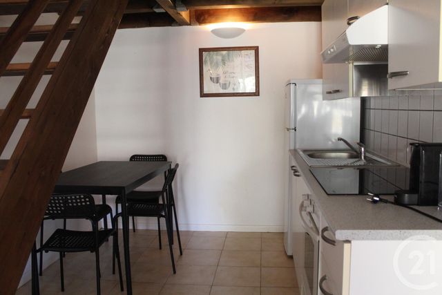 Maison &agrave; louer - 2 pi&egrave;ces - 41 m2 - Roujan - 34 - LANGUEDOC-ROUSSILLON