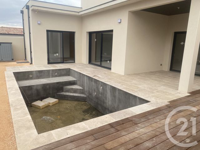 Maison &agrave; louer - 4 pi&egrave;ces - 114 m2 - Nezignan L Eveque - 34 - LANGUEDOC-ROUSSILLON