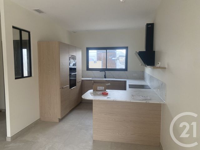 Maison &agrave; louer - 4 pi&egrave;ces - 114 m2 - Nezignan L Eveque - 34 - LANGUEDOC-ROUSSILLON