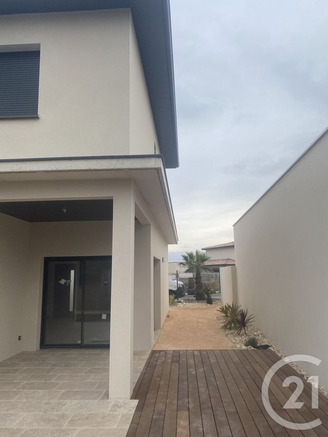 Maison &agrave; louer - 4 pi&egrave;ces - 114 m2 - Nezignan L Eveque - 34 - LANGUEDOC-ROUSSILLON