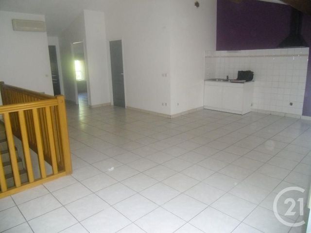 Maison &agrave; louer - 3 pi&egrave;ces - 70 m2 - Montagnac - 34 - LANGUEDOC-ROUSSILLON