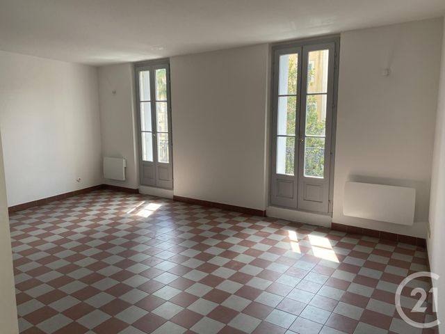 Appartement F3 &agrave; louer - 3 pi&egrave;ces - 68 m2 - Pezenas - 34 - LANGUEDOC-ROUSSILLON