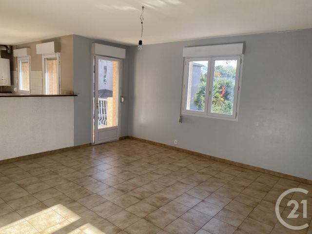 Appartement F3 &agrave; louer - 3 pi&egrave;ces - 67,86 m2 - Pezenas - 34 - LANGUEDOC-ROUSSILLON
