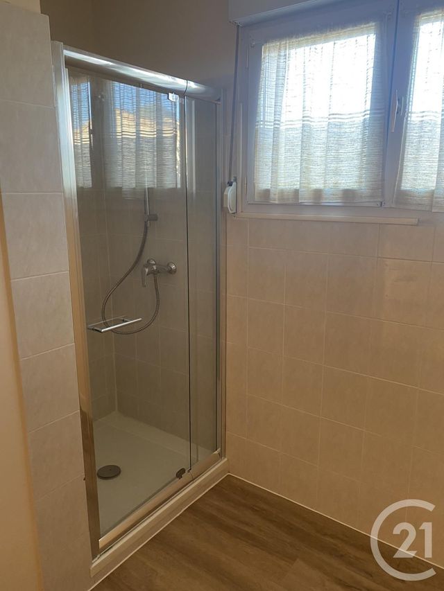 Appartement F3 &agrave; louer - 3 pi&egrave;ces - 67,86 m2 - Pezenas - 34 - LANGUEDOC-ROUSSILLON