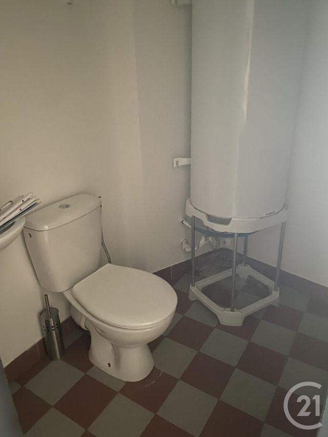 Appartement F3 &agrave; louer - 3 pi&egrave;ces - 68 m2 - Pezenas - 34 - LANGUEDOC-ROUSSILLON