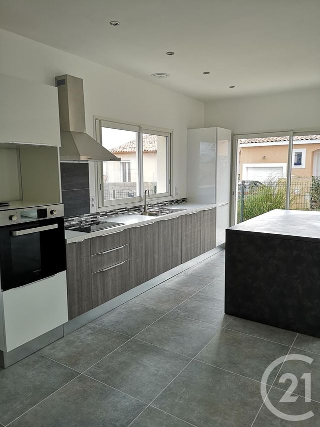 Maison &agrave; louer - 5 pi&egrave;ces - 124 m2 - Roujan - 34 - LANGUEDOC-ROUSSILLON