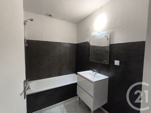 Appartement F3 &agrave; louer - 3 pi&egrave;ces - 55,50 m2 - Agde - 34 - LANGUEDOC-ROUSSILLON