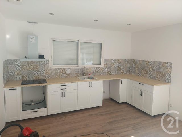 Maison &agrave; louer - 4 pi&egrave;ces - 90 m2 - Montagnac - 34 - LANGUEDOC-ROUSSILLON