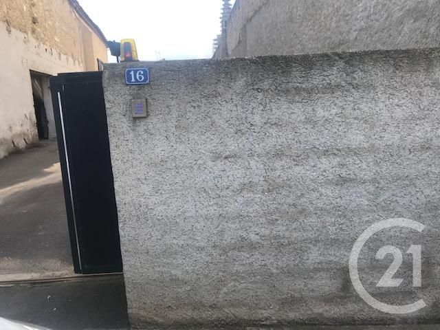 Parking à louer MONTAGNAC