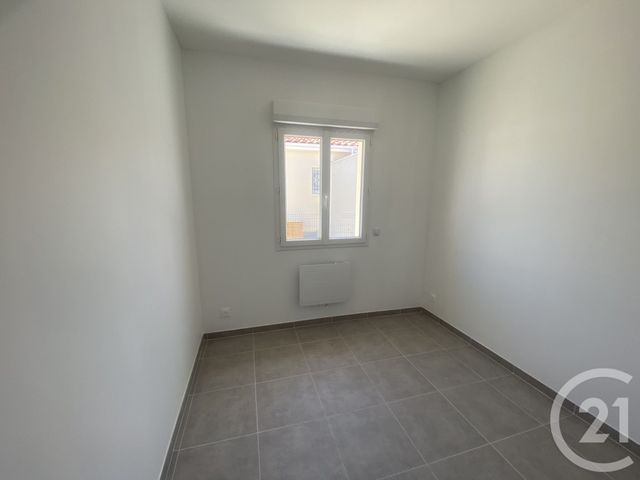 Maison &agrave; louer - 4 pi&egrave;ces - 97 m2 - Nezignan L Eveque - 34 - LANGUEDOC-ROUSSILLON