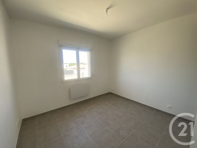 Maison &agrave; louer - 4 pi&egrave;ces - 97 m2 - Nezignan L Eveque - 34 - LANGUEDOC-ROUSSILLON