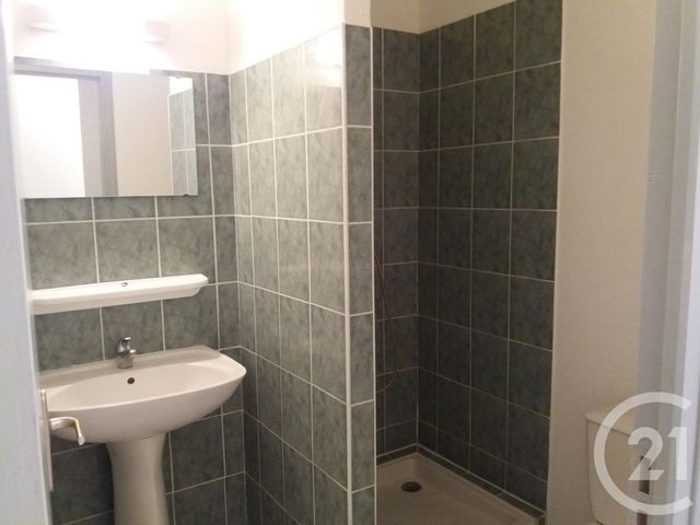 Appartement F2 &agrave; louer - 2 pi&egrave;ces - 41 m2 - Pezenas - 34 - LANGUEDOC-ROUSSILLON