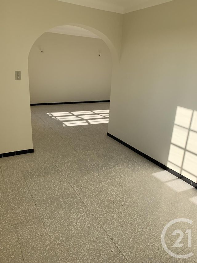 Maison &agrave; louer - 5 pi&egrave;ces - 118 m2 - Pezenas - 34 - LANGUEDOC-ROUSSILLON