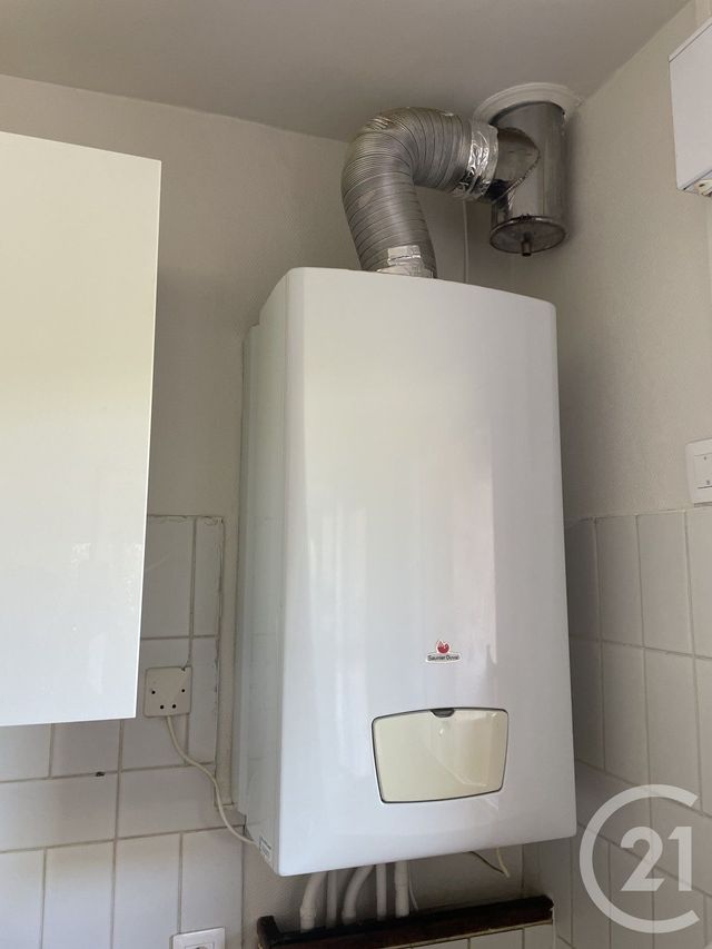 Appartement F3 &agrave; vendre - 3 pi&egrave;ces - 67,86 m2 - Pezenas - 34 - LANGUEDOC-ROUSSILLON