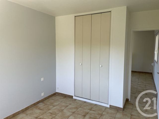 Appartement F3 &agrave; vendre - 3 pi&egrave;ces - 67,86 m2 - Pezenas - 34 - LANGUEDOC-ROUSSILLON