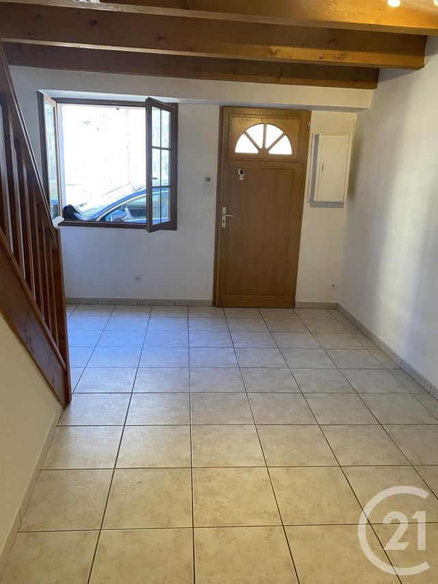 Maison &agrave; louer - 2 pi&egrave;ces - 33 m2 - Castelnau De Guers - 34 - LANGUEDOC-ROUSSILLON