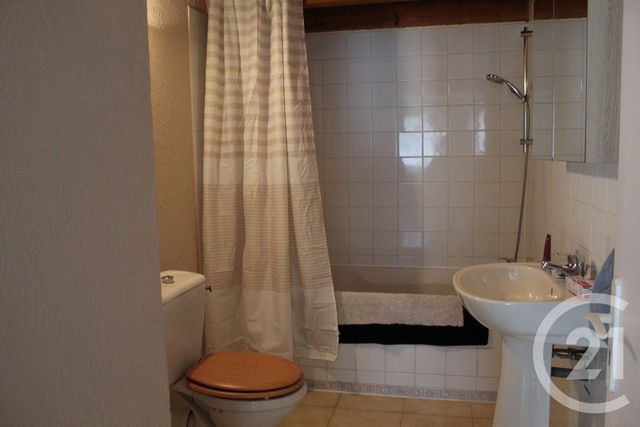 Maison &agrave; louer - 2 pi&egrave;ces - 41 m2 - Roujan - 34 - LANGUEDOC-ROUSSILLON