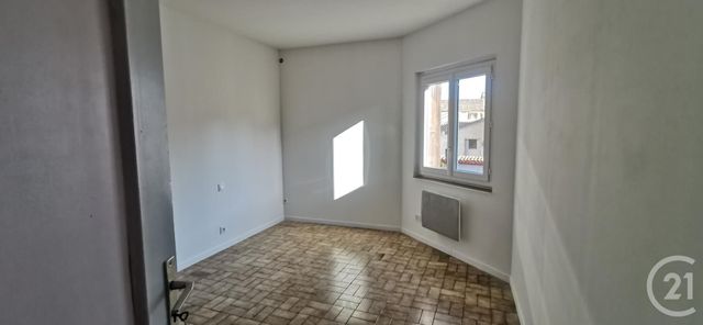 Appartement F3 &agrave; louer - 3 pi&egrave;ces - 60 m2 - Pezenas - 34 - LANGUEDOC-ROUSSILLON