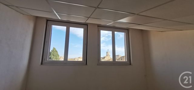Appartement F3 &agrave; louer - 3 pi&egrave;ces - 60 m2 - Pezenas - 34 - LANGUEDOC-ROUSSILLON