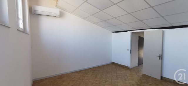 Appartement F3 &agrave; louer - 3 pi&egrave;ces - 60 m2 - Pezenas - 34 - LANGUEDOC-ROUSSILLON